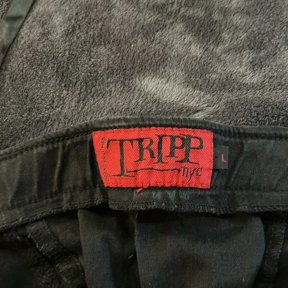 Vintage Tripp Black and Pink Strapless Dress - Picture 3 of 4